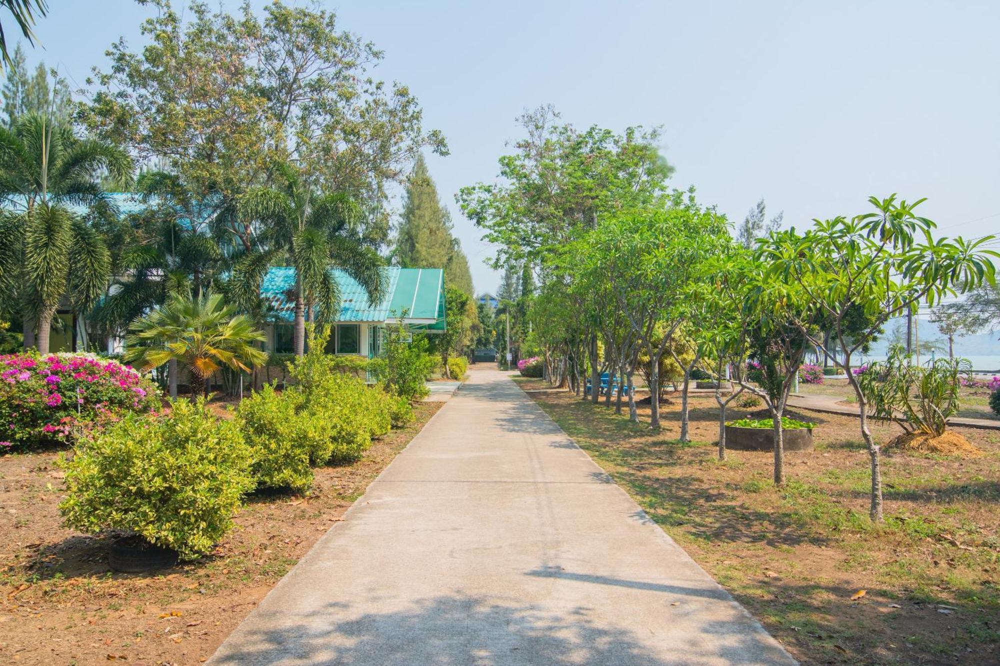 Koh Lak Resort Prachuap Khiri Khan Exterior photo