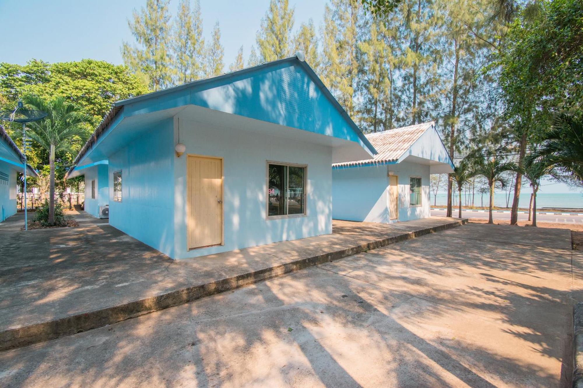 Koh Lak Resort Prachuap Khiri Khan Exterior photo